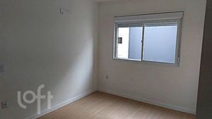 Image 6 - 875061