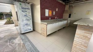 Image 5 - 875063
