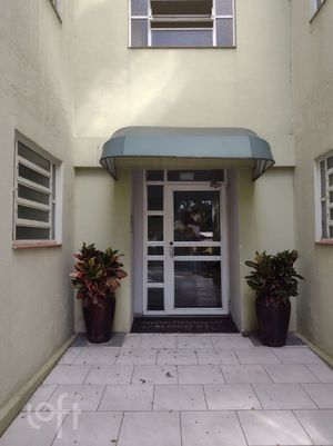 Image 3 - 875066