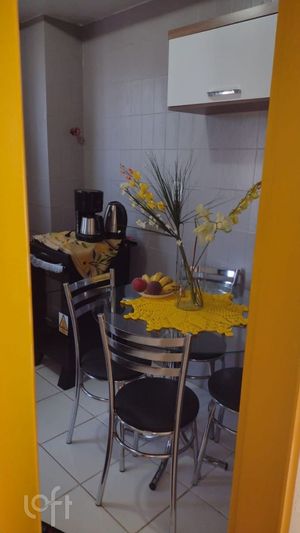 Image 6 - 875066