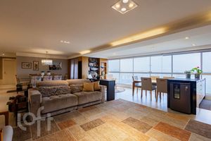 Image 27 - 875073