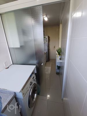 Image 6 - 875090