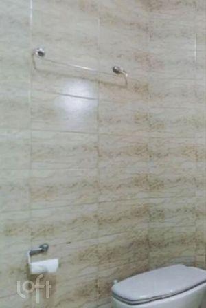 Image 5 - 875092