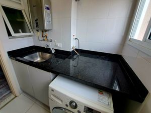 Image 9 - 875111