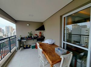 Image 4 - 875111