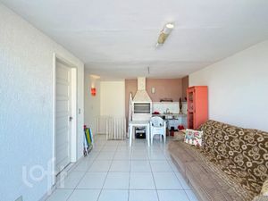 Image 19 - 875114