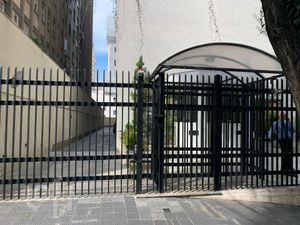 Image 19 - 875119