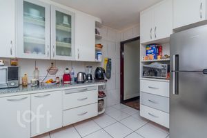 Image 8 - 875123
