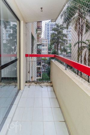 Image 3 - 875130
