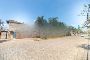 Image 30 - 875147