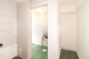 Image 8 - 875147
