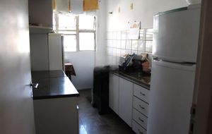 Image 1 - 875149