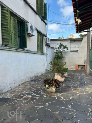 Image 29 - 875153