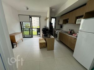 Image 17 - 875156