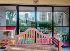 Image 1 - 875157