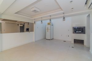 Image 17 - 875166