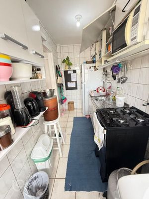 Image 8 - 875176