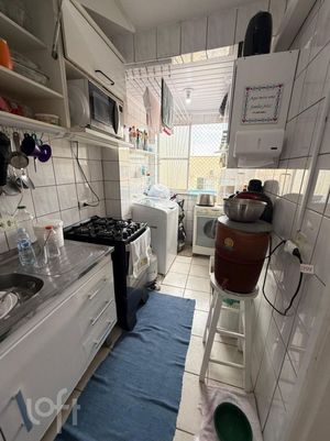 Image 3 - 875176