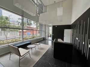 Image 13 - 875183