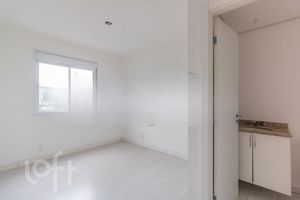 Image 3 - 875185