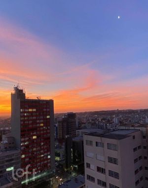 Image 10 - 875190