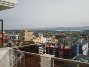 Image 21 - 875198