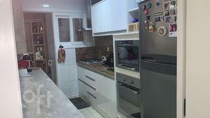 Image 10 - 875198