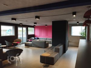 Image 11 - 875213