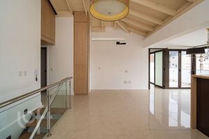 Image 21 - 875215