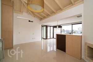 Image 22 - 875215