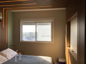 Image 8 - 875216