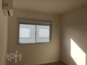 Image 19 - 875218