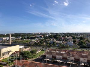 Image 10 - 875218