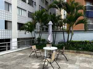 Image 6 - 875219