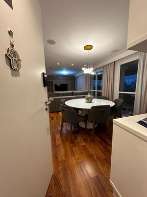 Image 3 - 875249