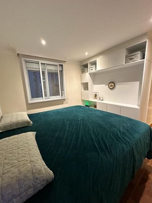 Image 9 - 875249
