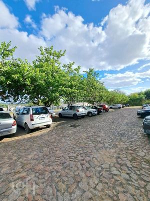 Image 13 - 875262