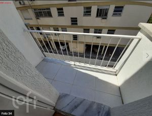 Image 8 - 875266