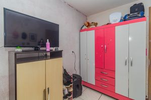 Image 9 - 875268