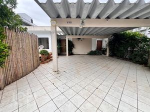 Image 3 - 875289