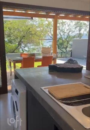 Image 2 - 875291