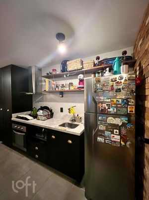 Image 6 - 875303