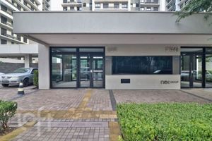 Image 34 - 875303