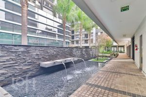 Image 24 - 875303