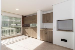 Image 11 - 875308