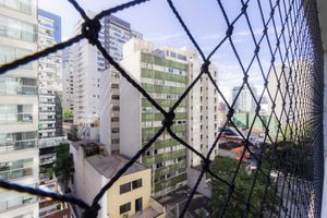 Image 7 - 875308