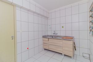 Image 19 - 875343
