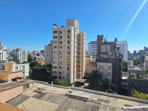 Image 20 - 875343