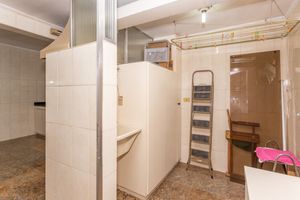 Image 36 - 875359