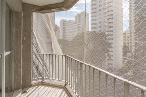 Image 7 - 875366